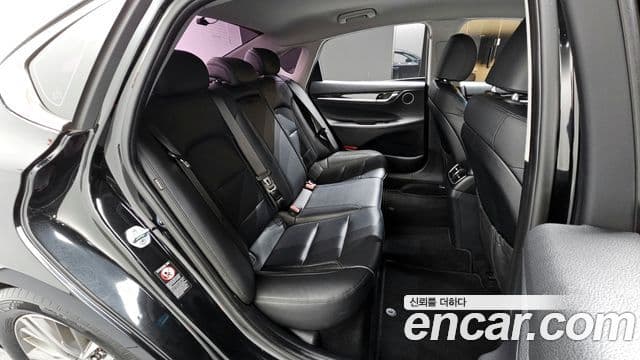 Hyundai Grandeur IG 3.0 LPi Modern Basic (арендный автомобиль), 2018 12