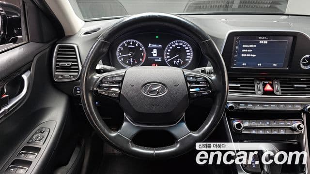 Hyundai Grandeur IG 3.0 LPi Modern Basic (арендный автомобиль), 2018 13