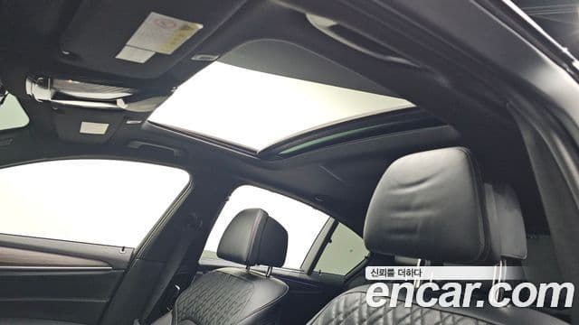 BMW 5시리즈 (G30) 520d M Sport Plus, 2018 18