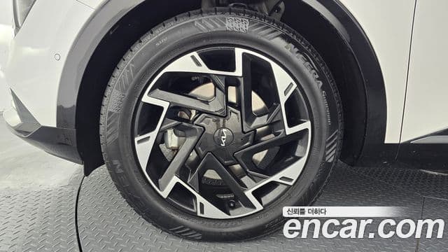 Kia Sportage 5세대 Signature, 2023 все фото