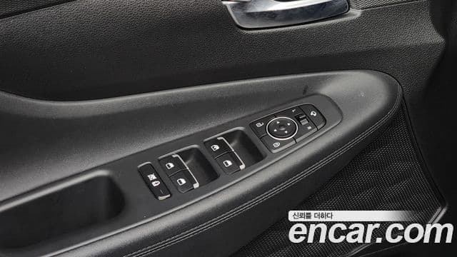 Hyundai Santa Fe TM Exclusive, 2020 13