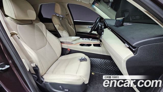 Genesis GV70, 2021 10