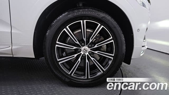 Volvo XC60 2세대 T6 Inscription, 2019 все фото