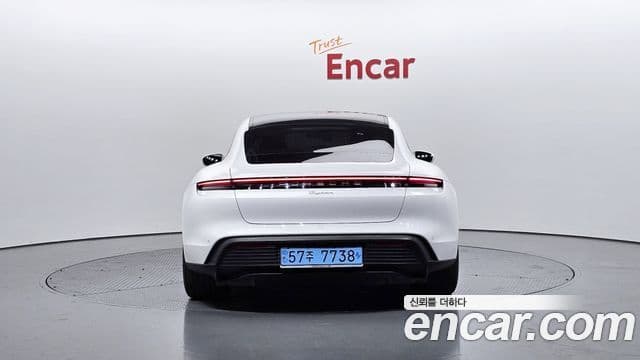 Porsche 타이칸 базовый, 2023 4