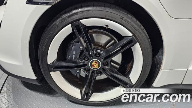 Porsche 타이칸 базовый, 2023 все фото