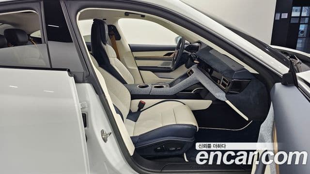 Porsche 타이칸 базовый, 2023 10