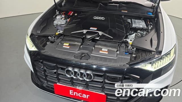 Audi Q8 (4M) Premium, 2023 6