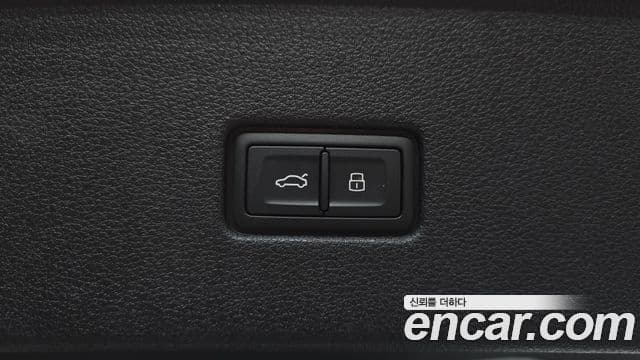 Audi Q8 (4M) Premium, 2023 19