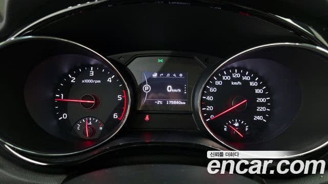Kia All New Carnival Prestige, 2016 8