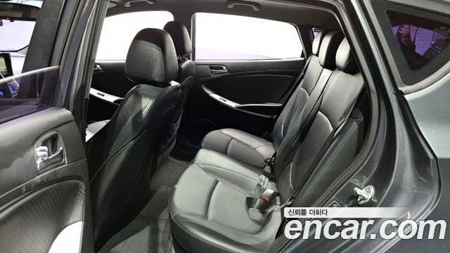 Hyundai Accent(новый кузов / новое поколение) Premier, 2012 12