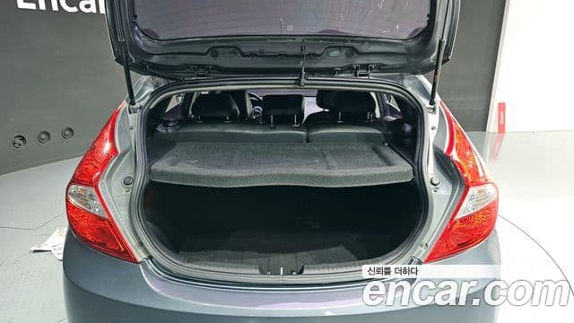 Hyundai Accent(новый кузов / новое поколение) Premier, 2012 20