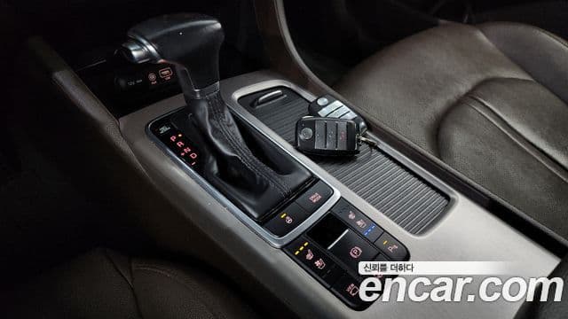 Kia The / новый New K5 гибрид 2세대 Noblesse, 2020 9