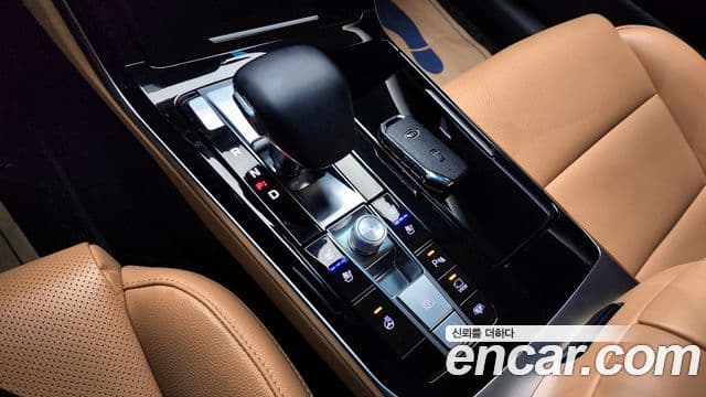 Kia K7 Premier гибрид Noblesse, 2020 9