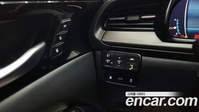 Kia K7 Premier гибрид Noblesse, 2020 19