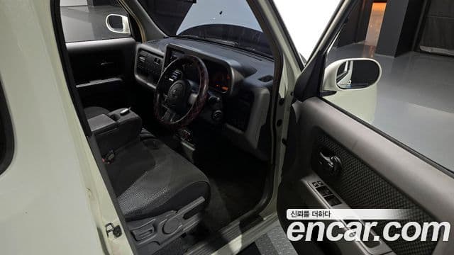 Nissan 큐브 Z11, 2008 11