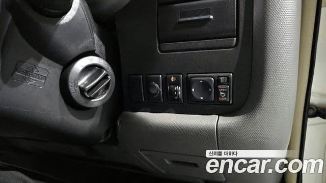 Nissan 큐브 Z11, 2008 16