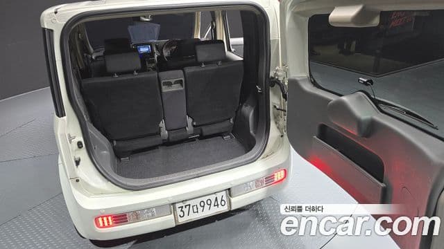 Nissan 큐브 Z11, 2008 20