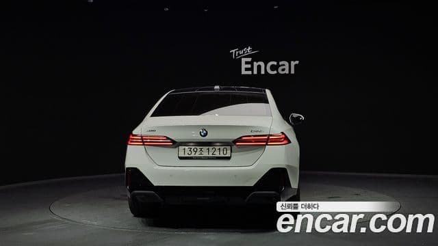 BMW 5시리즈 (G60) 530i xDrive M Sport, 2025 4