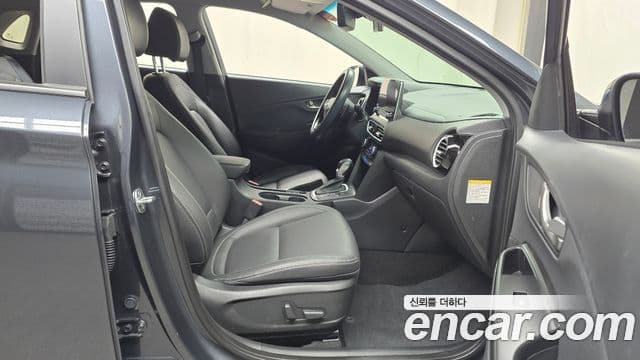 Hyundai Kona гибрид Special, 2020 11