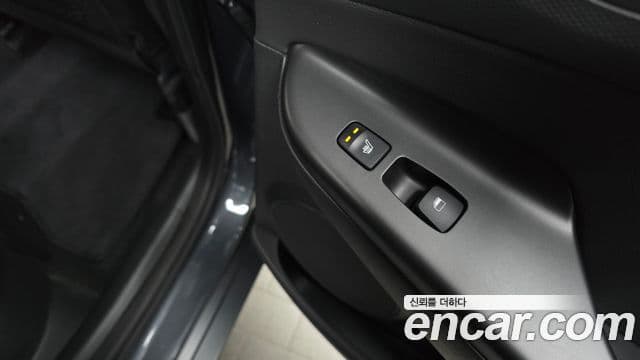 Hyundai Kona гибрид Special, 2020 19