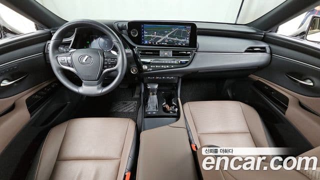 Lexus ES300h 7세대 F-Sport Design пакет, 2024 7