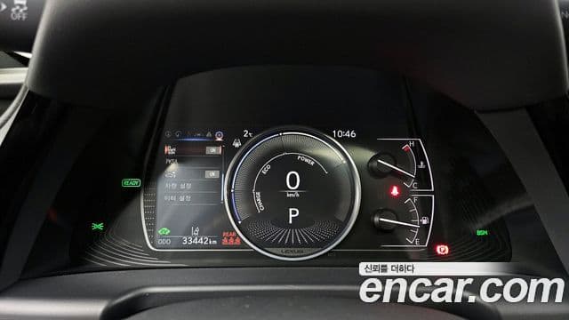 Lexus ES300h 7세대 F-Sport Design пакет, 2024 8