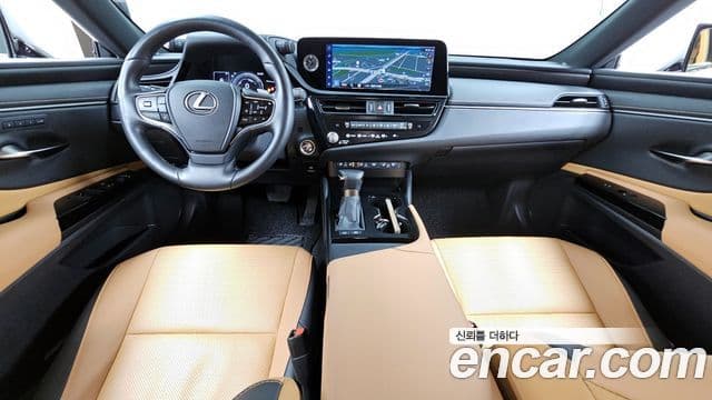 Lexus ES300h 7세대 F-Sport Design пакет, 2024 7