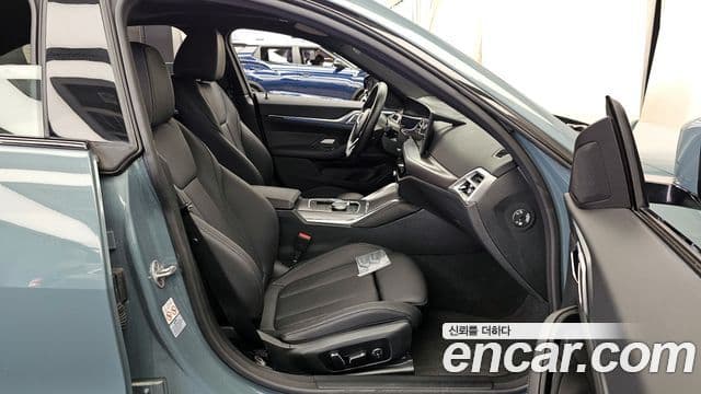 BMW i4 eDrive40 M Sport, 2025 11