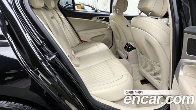 Genesis The / новый New G70, 2021 12