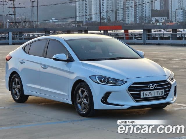 Hyundai Avante AD 1.6 GDI Smart, 2017 3