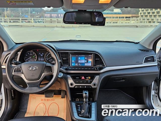 Hyundai Avante AD 1.6 GDI Smart, 2017 11