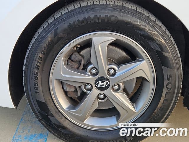 Hyundai Avante AD 1.6 GDI Smart, 2017 16
