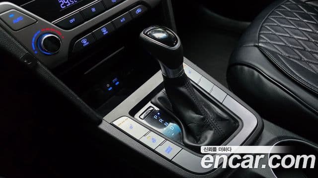 Hyundai Avante AD Special, 2016 9