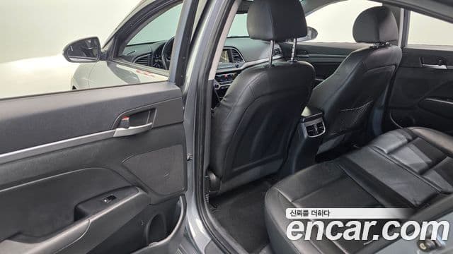 Hyundai Avante AD Special, 2016 19