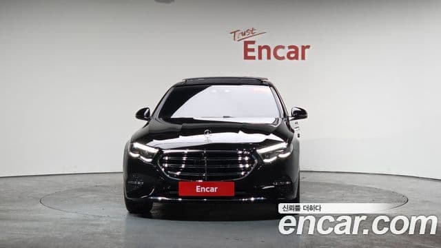 Mercedes-Benz E-класс W214 Exclusive, 2025 3