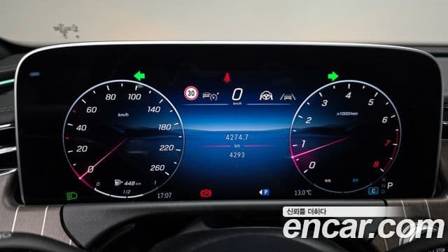 Mercedes-Benz E-класс W214 Exclusive, 2025 8