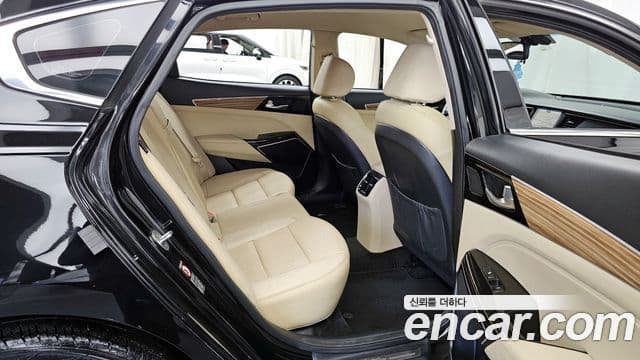 Kia All New K7 Prestige, 2016 12