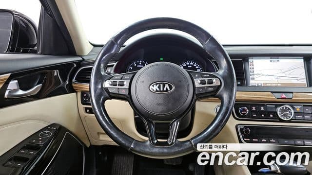 Kia All New K7 Prestige, 2016 13