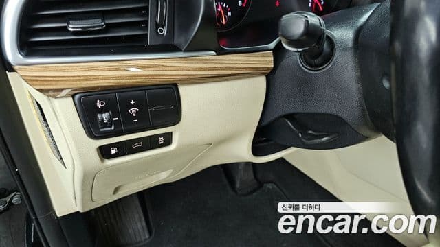 Kia All New K7 Prestige, 2016 18