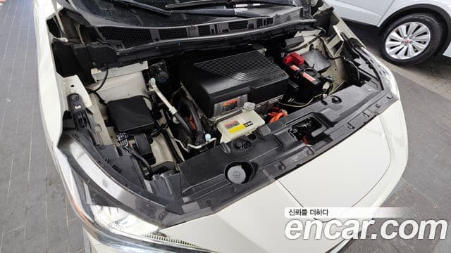 Nissan 리프 (ZE1) EV SL, 2019 6