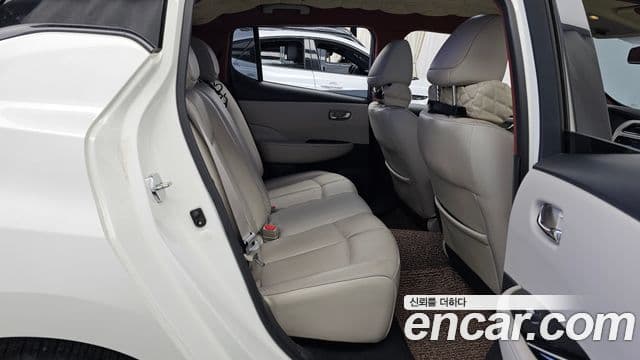 Nissan 리프 (ZE1) EV SL, 2019 12