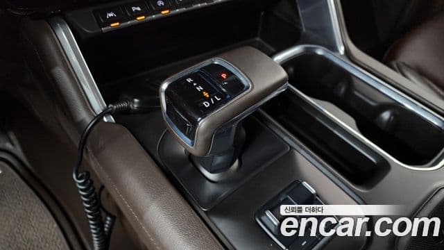 GMC 시에라 드날리-X, 2023 9