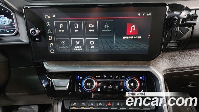 GMC 시에라 드날리-X, 2023 14