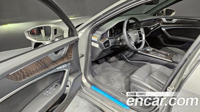 Audi A6 (C8) Premium, 2023 10