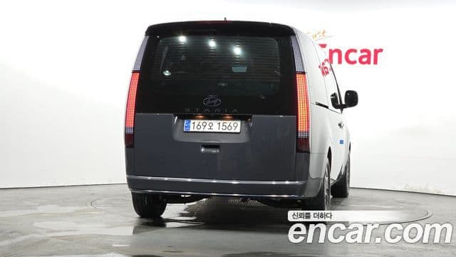 Hyundai Staria Inspiration, 2025 4