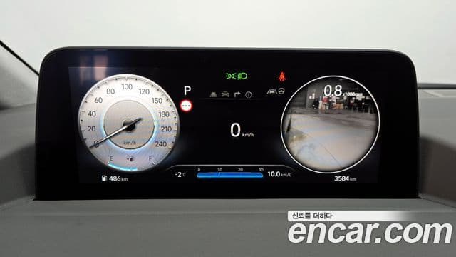 Hyundai Staria Inspiration, 2025 8