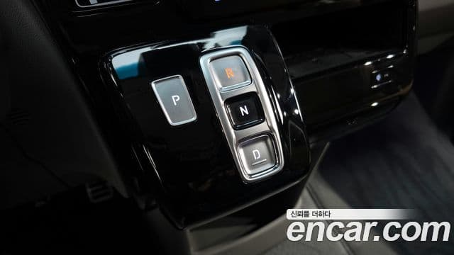 Hyundai Staria Inspiration, 2025 9