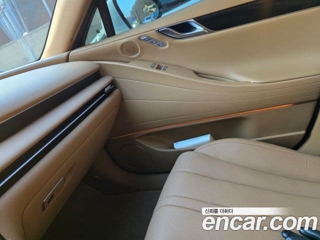 Genesis G80 (RG3) бензин 2.5 турбо AWD, 2026 9