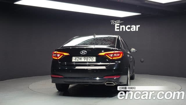 Hyundai LF Sonata Premium, 2015 4