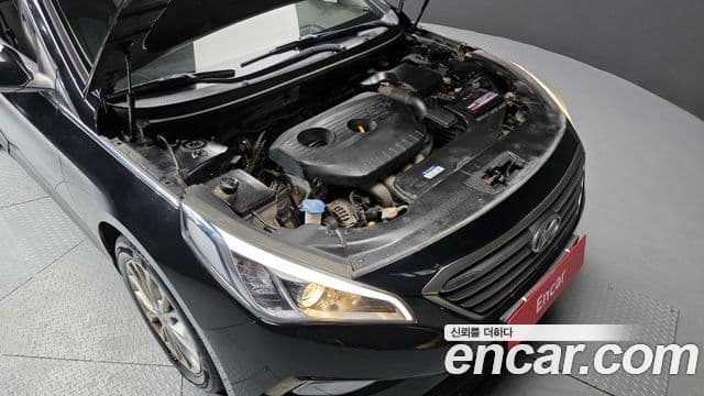 Hyundai LF Sonata Premium, 2015 6